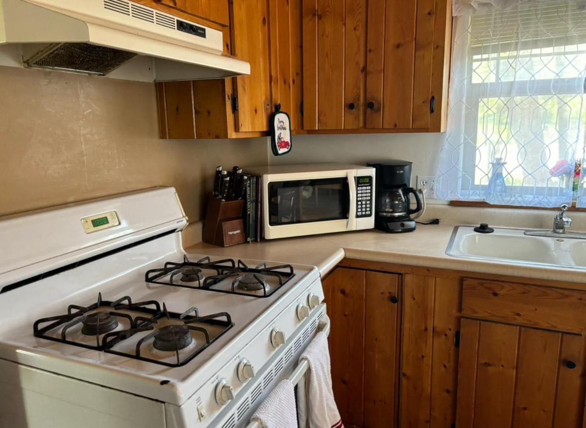 Sequoia River Front Cabins Three Rivers Eksteriør billede